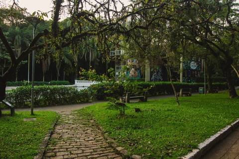 Jardim Botânico Chico Mendes em Santos, na Baixada Santista, fotografia profissional pelo fotógrafo Fernando Freire, de Praia Grande e atendendo todo litoral sul de SP. Especializado em ensaios fotográfico e fotografia imobiliária.'
