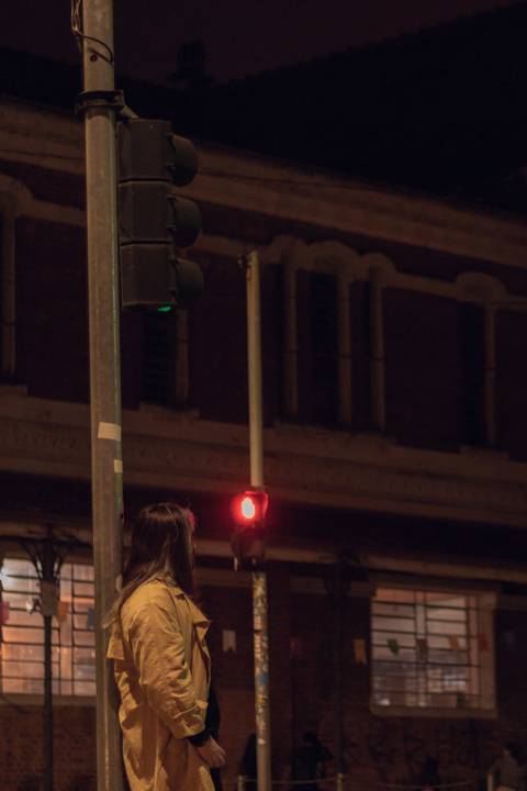 Ensaio fotográfico masculino em estilo cinematográfico na cidade de Campinas feita por fotógrafo profissional Fernando Freire, residente na baixada santista.'