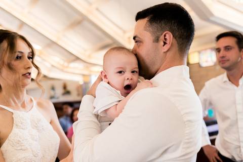 Detalhes da cerimônia de batizado'