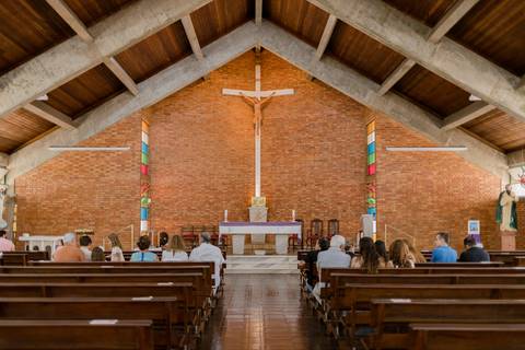 Batizado infantil em BH com registro profissional'