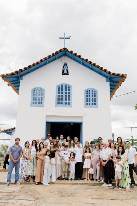 Registro da família durante batizado em BH'