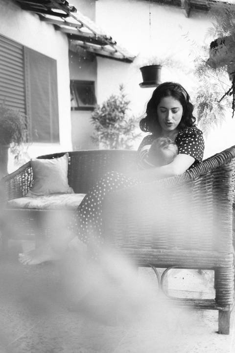 Conexão familiar em ensaio fotográfico'