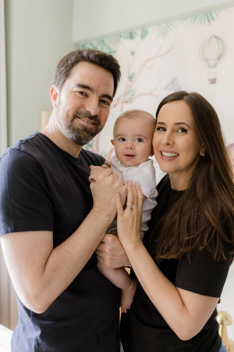 Registro afetivo de família em ensaio'