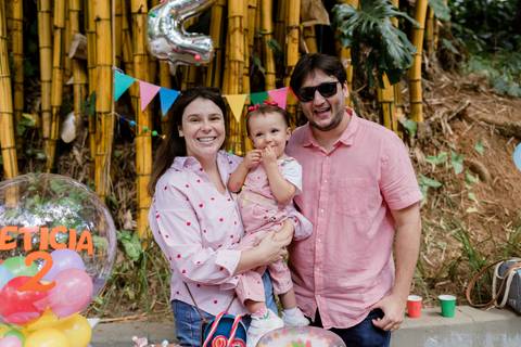 Fotografia infantil profissional em festa de aniversário'