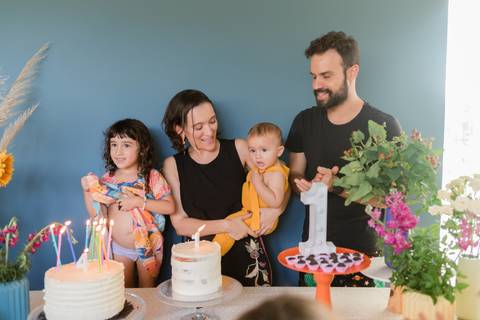 Fotografia infantil profissional em festa de aniversário'