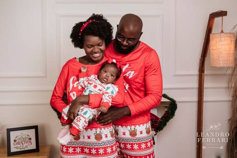 ensaio infantil família com pijama '