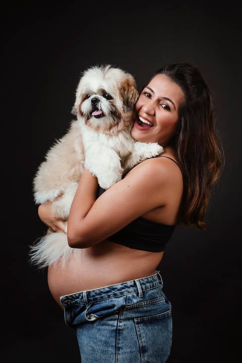 ensaio gestante com irmão dog '