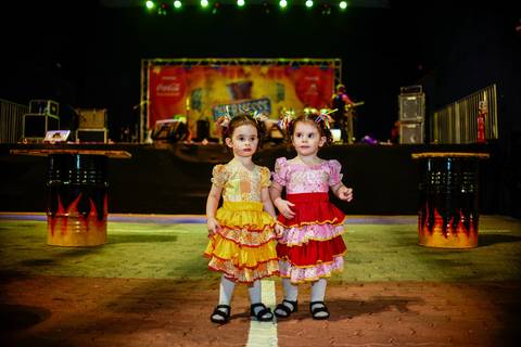 Agencia especializada em fotografia e vídeos de eventos corporativos, fotos publicitarias, vts mídias sociais para internet. Produtora de filmes e conteúdo para web. Moisés Viana Fotografia'