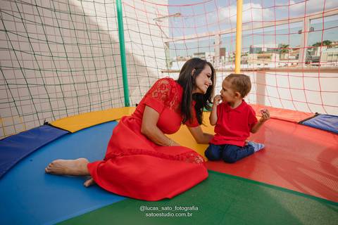 Festa infantil em residência, como decorar a festa? 
Contrate uma decorada e escolha o melhor tema para sua festa infantil.'