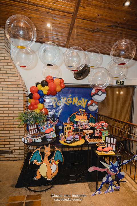 Decoração com tema PokeMon da decoração Antoanett de São Gotardo-MG.'