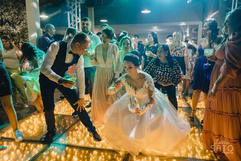 Pista com led para casamentos do Romim da cidade de São Gotardo-MG.'