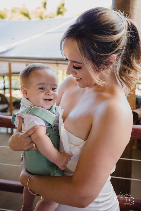 Foto da mãe e filho. Dias da mães em São Gotardo-MG.'