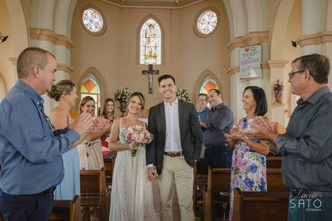Casamento íntimo em São Gotardo-MG realizado no Santíssimo na Igreja Matriz de São Gotardo-MG.'