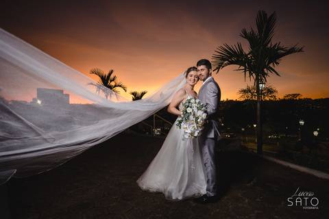Fotografia de Casamento na Igreja Matriz de São Gotardo-MG.'
