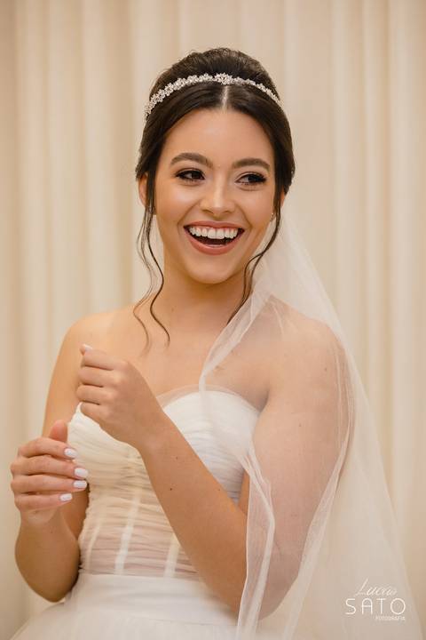 Retrato de Noiva realizado pelo fotógrafo recomendado Lucas Sato-Fotografia da cidade de São Gotardo-MG.'