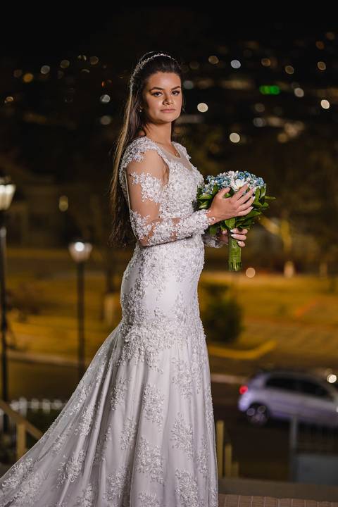 Buquê de noiva azul para Casamentos a noite.'