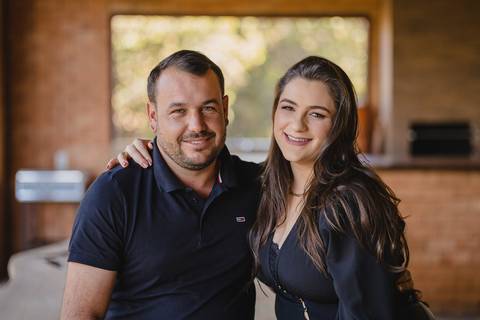 Ensaio de casal em sítio localizado no Carmo do Paranaíba MG.
Fotografia de pre wedding realizado pelo fotógrafo profissional Lucas Sato.'