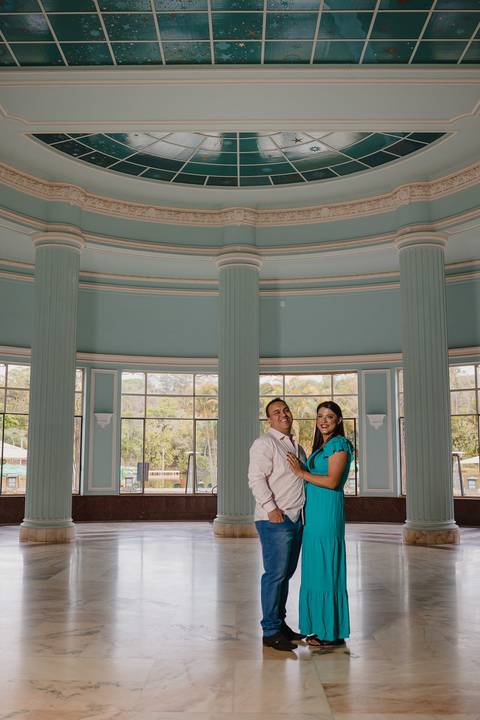 Hotel Tauá em Araxá-MG, fotografia de Pre wedding nos salões do Hotel Tauá.'