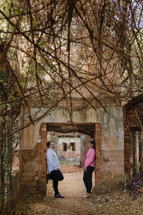 Com um olhar apurado tento criar as imagens que vão superar a expectativa do Casal com qualidade e nitidez sempre juntas. '