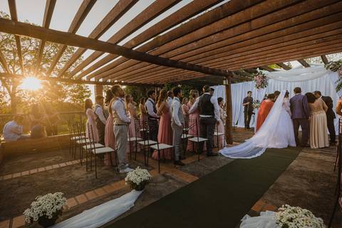 Sítio Águas de Março, o local perfeito para o seu Casamento a tarde e com pôr do sol.'
