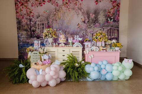 Decoração infantil para aniversário de 1 ano. Fotógrafo de aniversário de 1 ano.'