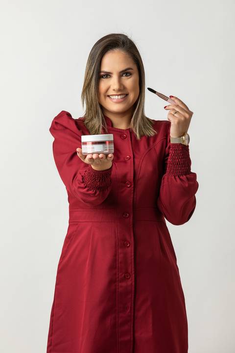 Pose feminina para foto de Instagram'