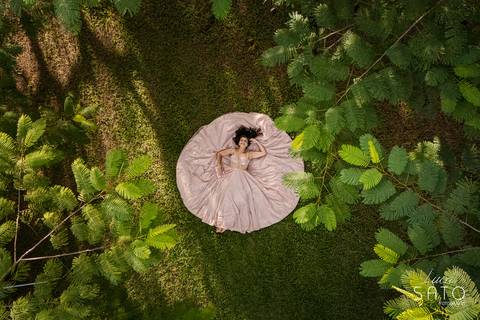 Ensaio 15 anos com Drone, realizado pelo fotógrafo de books, Lucas Sato de São Gotardo.'