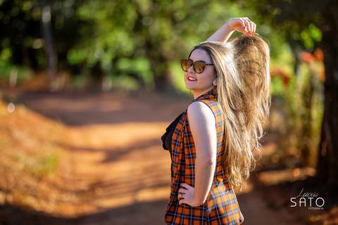 Book com cavalo realizado no município de São Gotardo. Vestido para ensaios femininos'