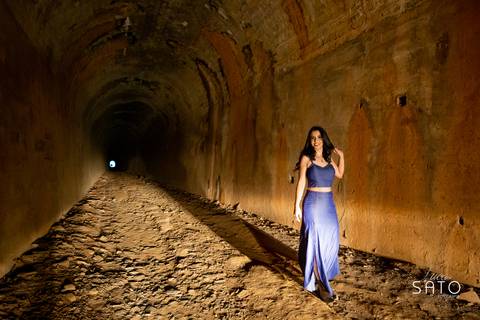 Ensaio feminino realizado na cidade de Serra da Saudade, menor município do brasil. Ensaio mulher 35 anos, são gotardo-mg, tunel da serra da saudade-mg'