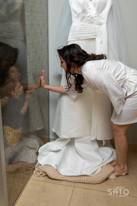 Fotografia de casamento na cidade São Gotardo-MG. Salão do Espaço Cris. Sobrinho e noiva. #casamento #saogotardo #'