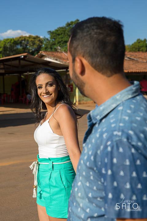 Fotografia com história do casal. Pre wedding na cidade de São Gotardo-MG'