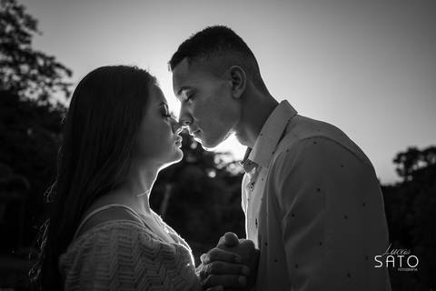 Ensaio de pre casamento na cidade de São Gotardo-MG. Pousada brasileiro no Rio Paranaíba-MG'