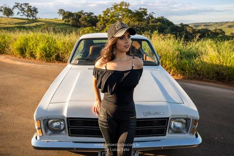 Ensaio 15 anos na cidade de sao gotardo-mg, ensaio com carro antigo, tumblr, tumblr sao gotardo'