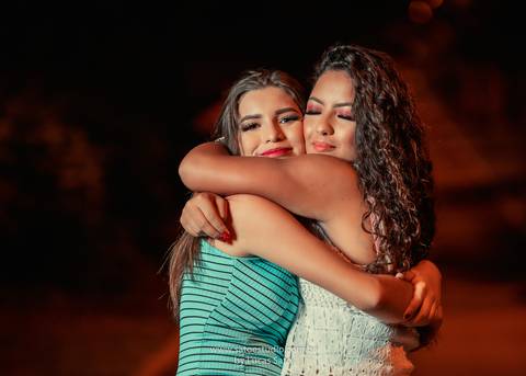 A fotografia de 15 anos realizado na cidade de São Gotardo-MG. Ensaio externo, Ensaio 15 anos. 
#15anos #fotofeminina #fotografiadebook  #ensaiocombalanço #fotografiade15anos #ensaio15anos #vestido15anos #vestidoparaensaio #15anosfoto #bestfriend'