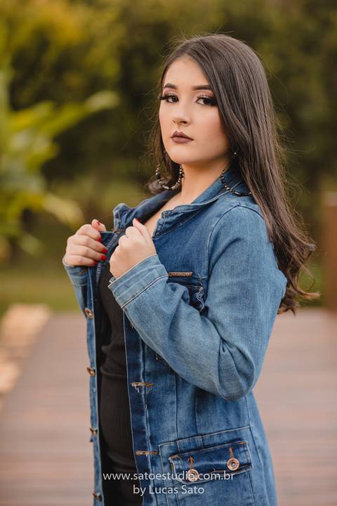 Ensaio de 15 anos no sitio localizado no município de Matutina-MG. Vestido para ensaio feminino. '