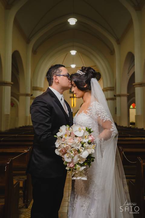 Fotografia strobist e casamento religioso em São Gotardo-MG.'