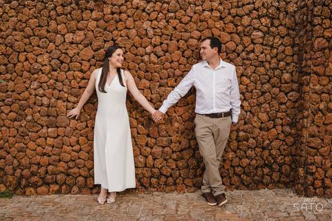 Foto de casal no ensaio namorando em São Gotardo-MG.'