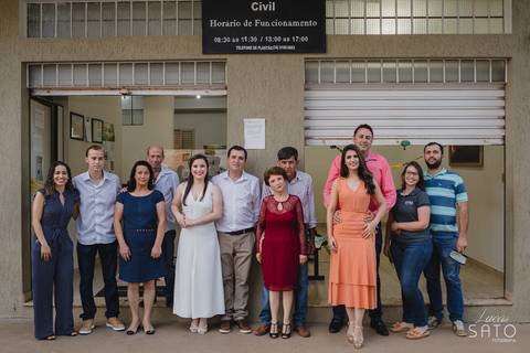 Cartório Civil para casamento civil na cidade de São Gotardo-MG. Fotógrafo de casamento e especialista em fotografia de pessoas na cidade de São Gotardo, Matutina, Rio Paranaíba, Arapuá e Carmo do Paranaíba.'