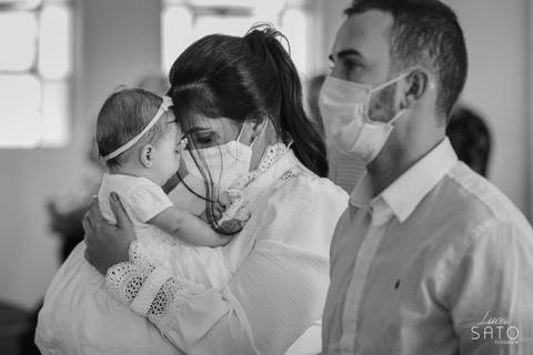 Fotógrafo de Batismo em São Gotardo-MG. Fotografo especializado em pessoas, batismo e batizado, atendendo as cidades de São Gotardo, Guarda dos Ferreiros e Rio Paranaíba.'