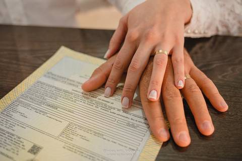 Certidão de casamento do cartório civil de São Gotardo-MG. Sou fotógrafo especializado em casamentos, civil e ensaio de casal, atendendo as cidades de São Gotardo e região.'