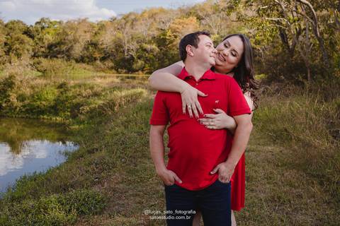 Ensaio de casal na Pousada Avalon em Patos de Minas.'