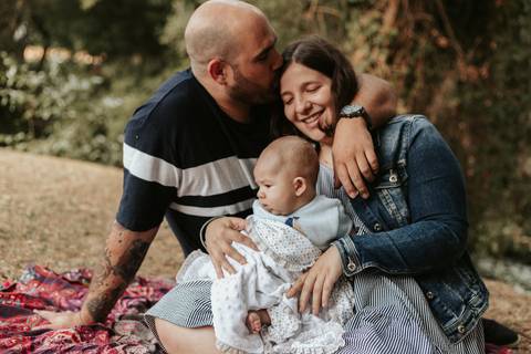 Sessão de família no parque do avião em Leiria'