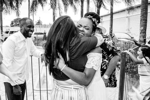 carreta furação no dia do casamento em araraquara passeia pela cidade e fotógrafa registra todos os momentos apartamento raphaela influencer em araraquara apartamento carreta furacão personagens divertimento na festa de casamento'
