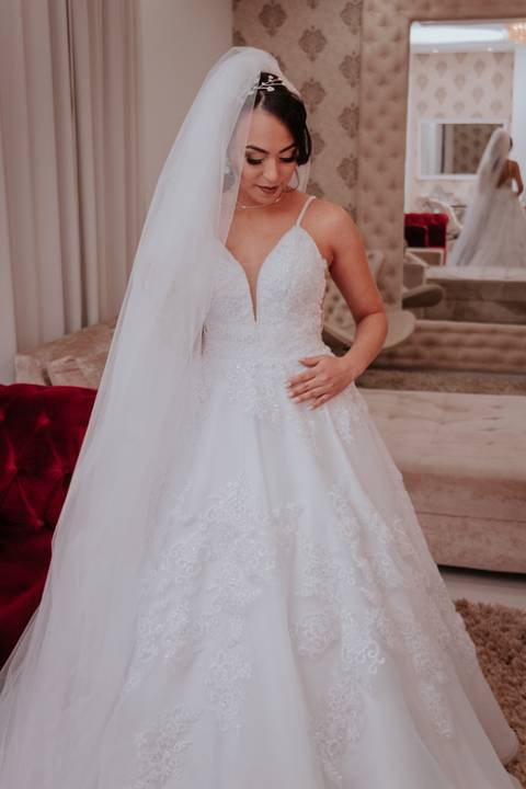 casamento cate e bruno, making of da noiva com as madrinha no salão de cabelereiro MAISON em Bauru-SP Marcelo biscalchin make e fotógrafa de casamento Thais Augusto Fotografia registra tudo de forma natural, espontâneo e criativa e mto amor'