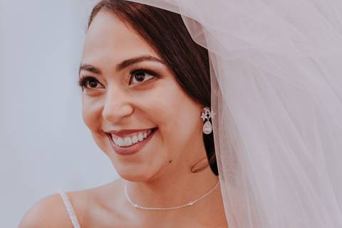 casamento cate e bruno, making of da noiva com as madrinha no salão de cabelereiro MAISON em Bauru-SP Marcelo biscalchin make e fotógrafa de casamento Thais Augusto Fotografia registra tudo de forma natural, espontâneo e criativa e mto amor'