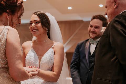 cumprimento da mãe para noiva sogra noivo cumprimento dos pais da noiva e noivo'