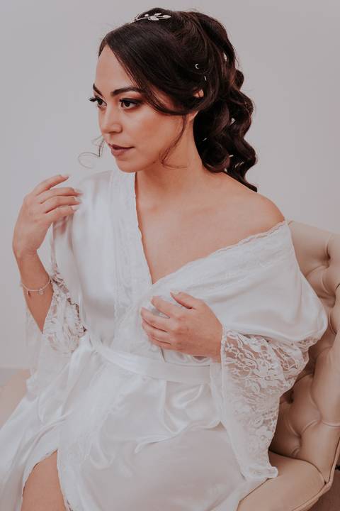 casamento cate e bruno, making of da noiva com as madrinha no salão de cabelereiro MAISON em Bauru-SP Marcelo biscalchin make e fotógrafa de casamento Thais Augusto Fotografia registra tudo de forma natural, espontâneo e criativa e mto amor'