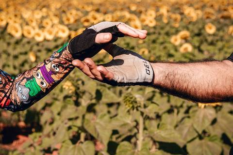 bikelovers ensaio de casal, pré wedding, trilha, thais augusto fotografia, fotógrafo de casamento em bauru-sp interior, bicicleta, casal, noivos, bike, agudos, cemitério, eni,trilha de bike, eny bauru, pederneiras, jau, agudos, igreja, girassol, itatingui'