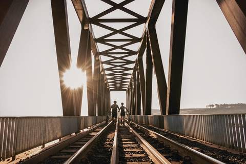 fotografo de casamento faz ensaio fotografico de casais apaixonado por bike'