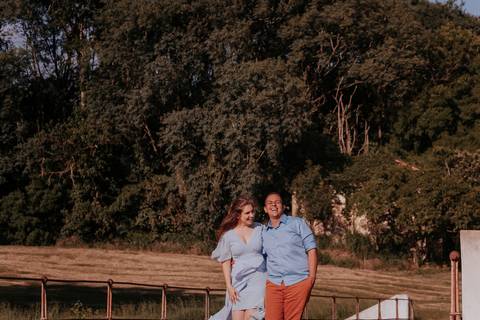 pré wedding casal na floresta nacional ipanema - fotos espontâneas e criativas luz e sombra fotógrafa de casamento thais augusto fotografia fotógrafa de bauru, ensaio realizado na cidade de sorocaba-sp casamento casais fotos de casais fotos de casamento'